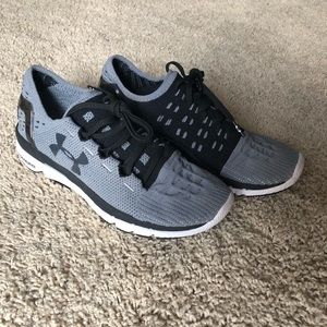 Under Armour Speedform Slingshot